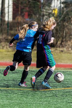 Bild 234 - B-Juniorinnen SV Henstedt-Ulzburg - MTSV Olympia Neum�nster : Ergebnis: 0:4